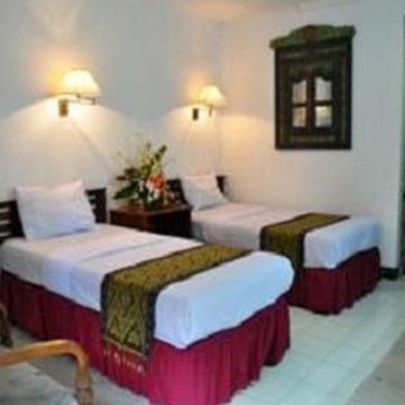 Hotel Tanjung Emas Surabaya Esterno foto