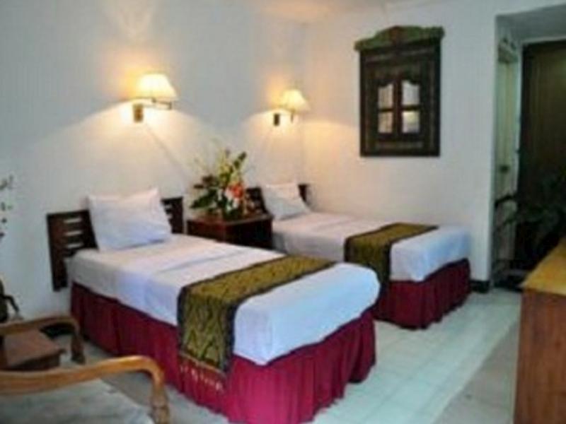 Hotel Tanjung Emas Surabaya Esterno foto